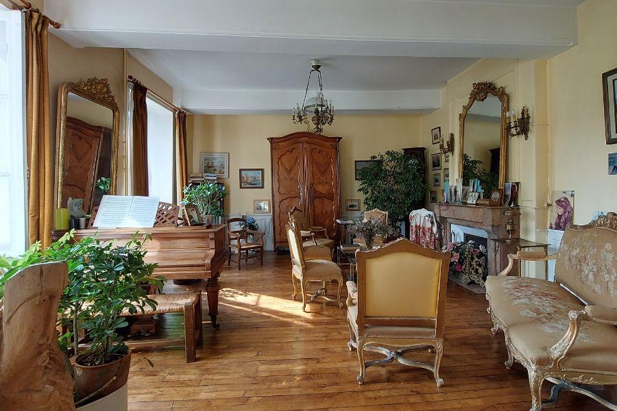 Vente maison, 271 m² à RENNES (réf. 35009/CM-259) Vente maison, 271 m² à RENNES (réf. 35009/CM-259) - Photo 2