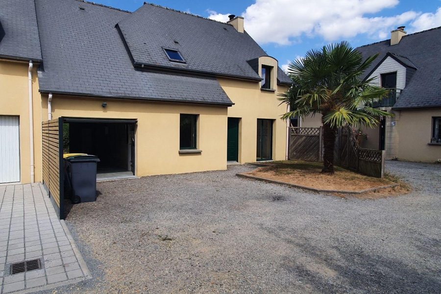 Vente maison, 105 m² à SAINT-SULPICE-LA-FORêT (réf. 35009/CM-254) - Photo 1